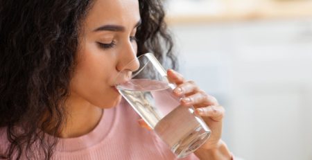 نوشیدن آب سرد بیشتر، باعث سوختن کالری بیشتری می‌شود - وندا